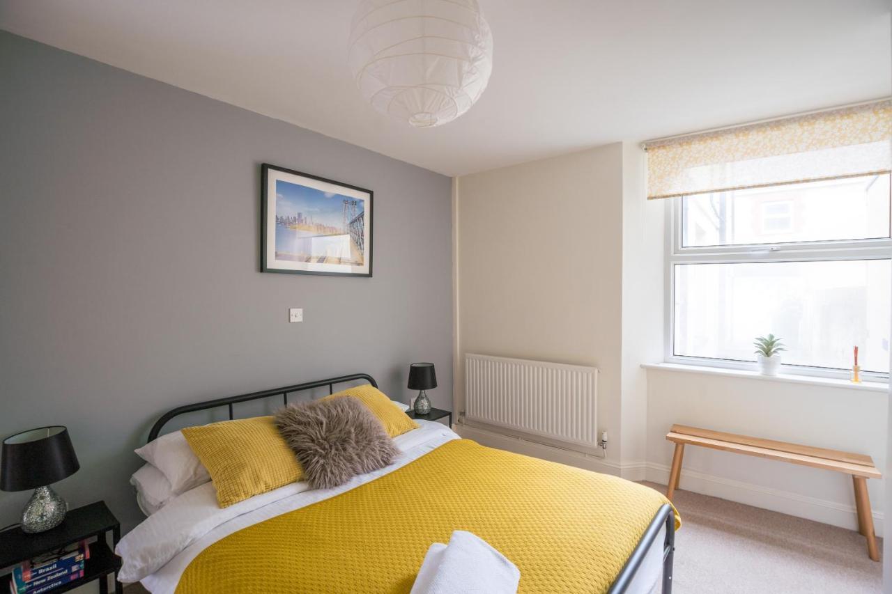 The Ella Fitzgerald - Modern 2 Bedroom Apartment, Super Close To City Centre Cardiff Eksteriør billede