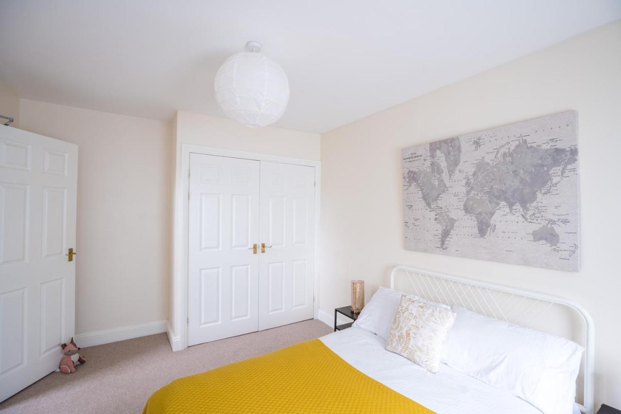 The Ella Fitzgerald - Modern 2 Bedroom Apartment, Super Close To City Centre Cardiff Eksteriør billede