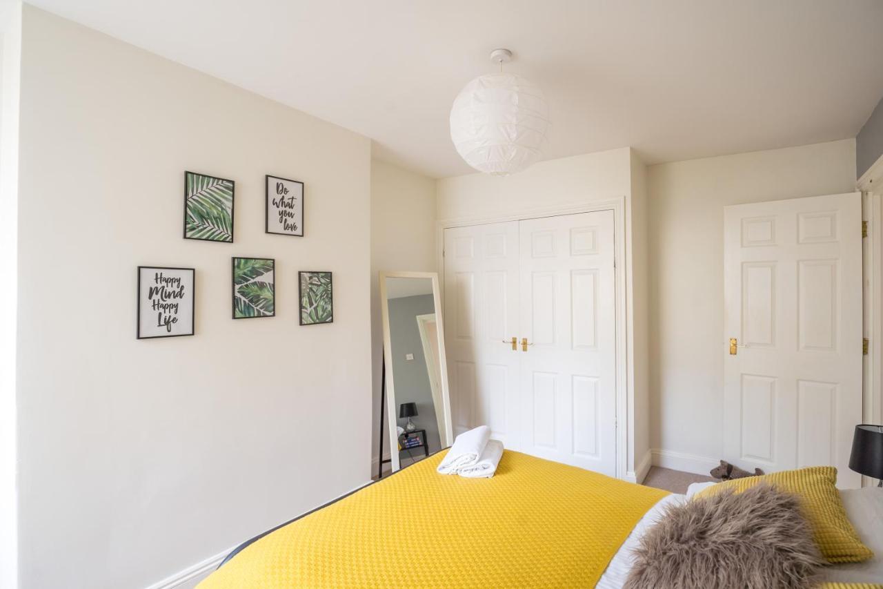The Ella Fitzgerald - Modern 2 Bedroom Apartment, Super Close To City Centre Cardiff Eksteriør billede