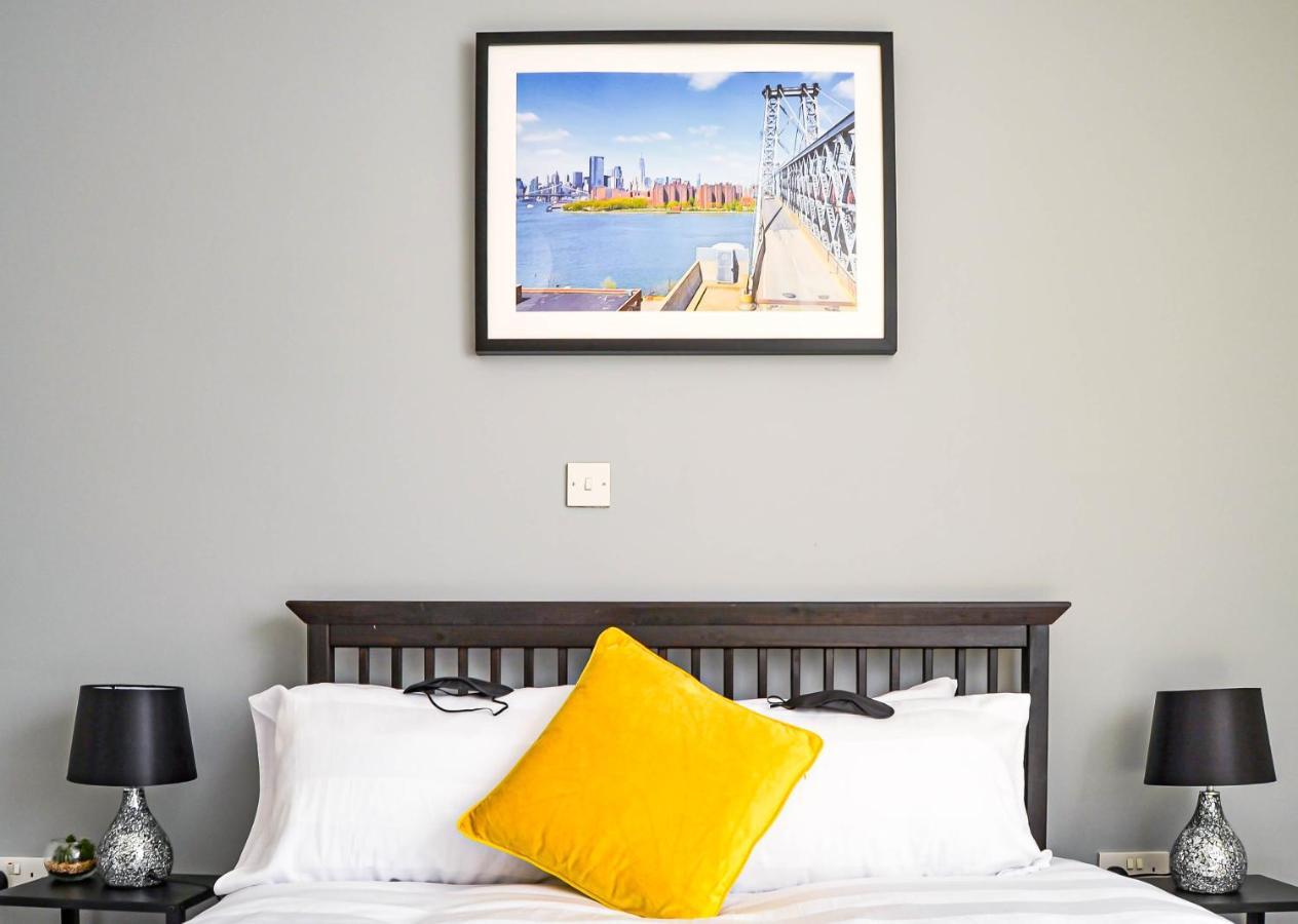 The Ella Fitzgerald - Modern 2 Bedroom Apartment, Super Close To City Centre Cardiff Eksteriør billede