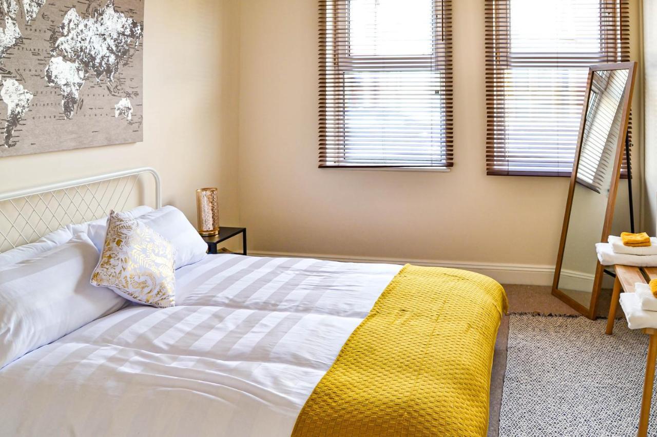 The Ella Fitzgerald - Modern 2 Bedroom Apartment, Super Close To City Centre Cardiff Eksteriør billede